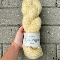 Sysleriget Alpaca Blow | Dusty Yellow