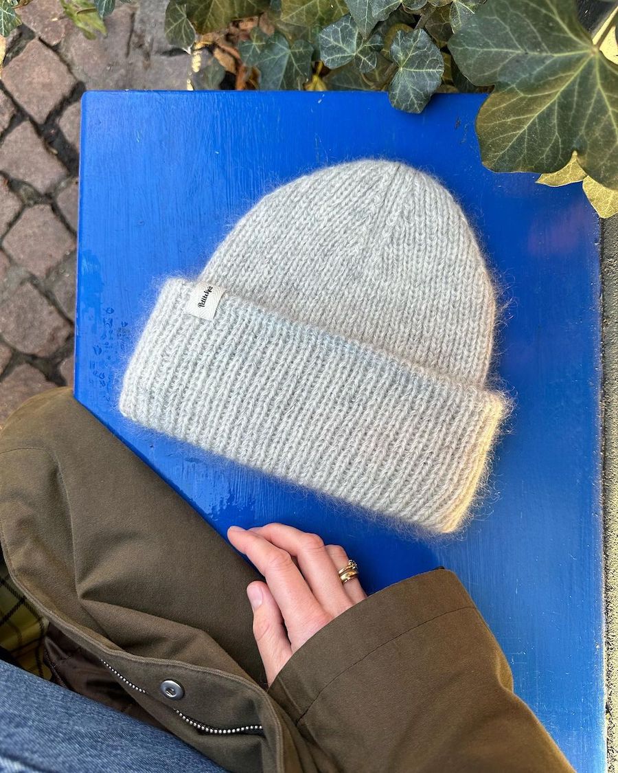 PetiteKnit | Folded label