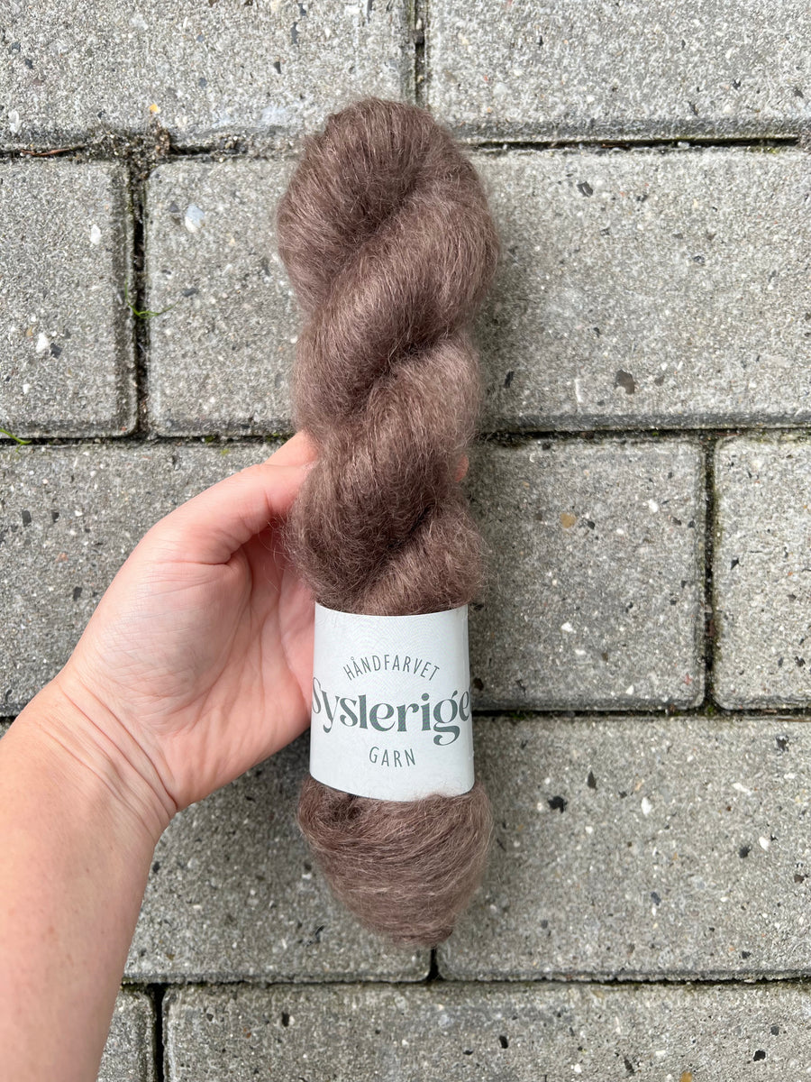 Sysleriget Silk Mohair | Pecan Brown