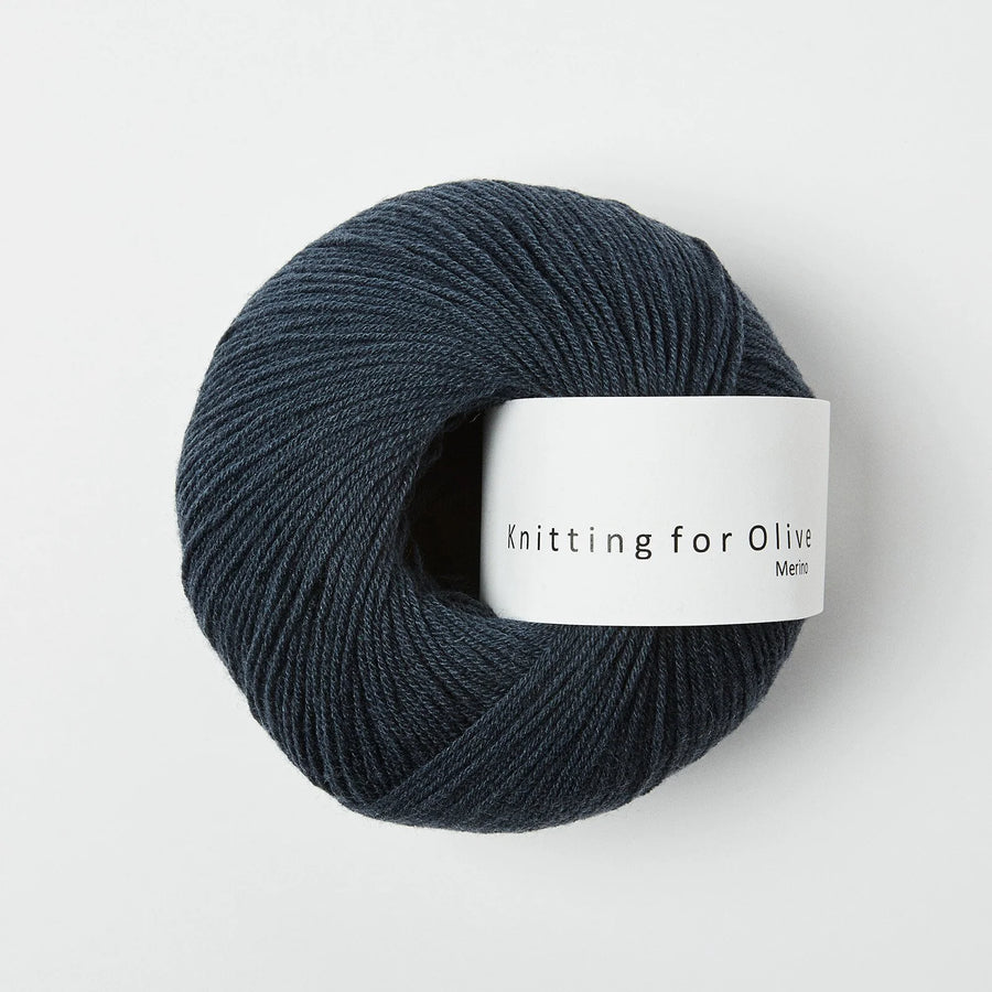 Knitting for Olive | Merino Dyb Petroleumsblå