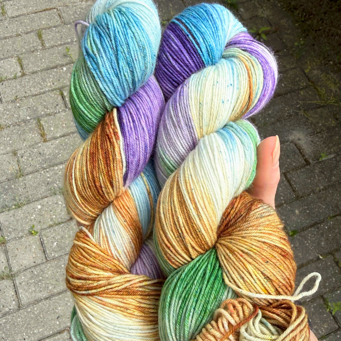 Sysleriget Sock | Into the Wild