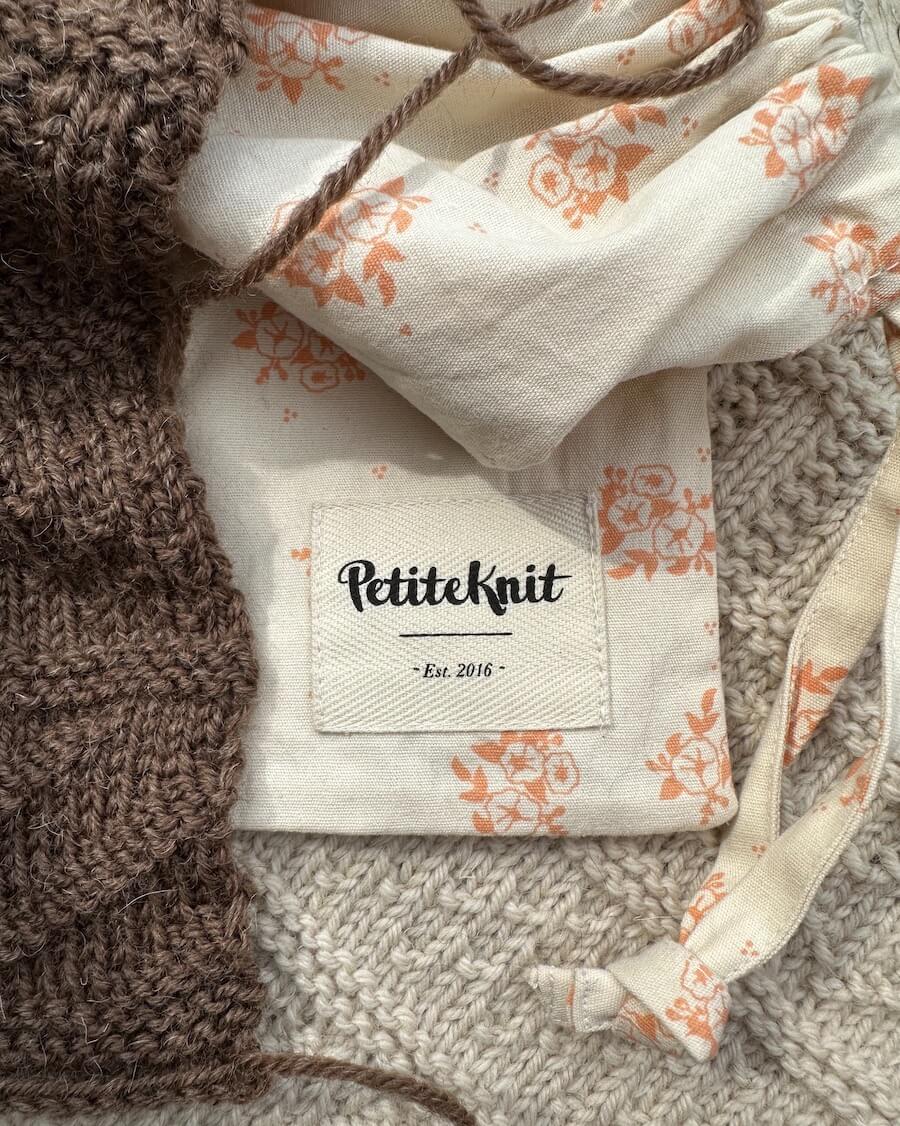 PetiteKnit | Knitter's String Bag