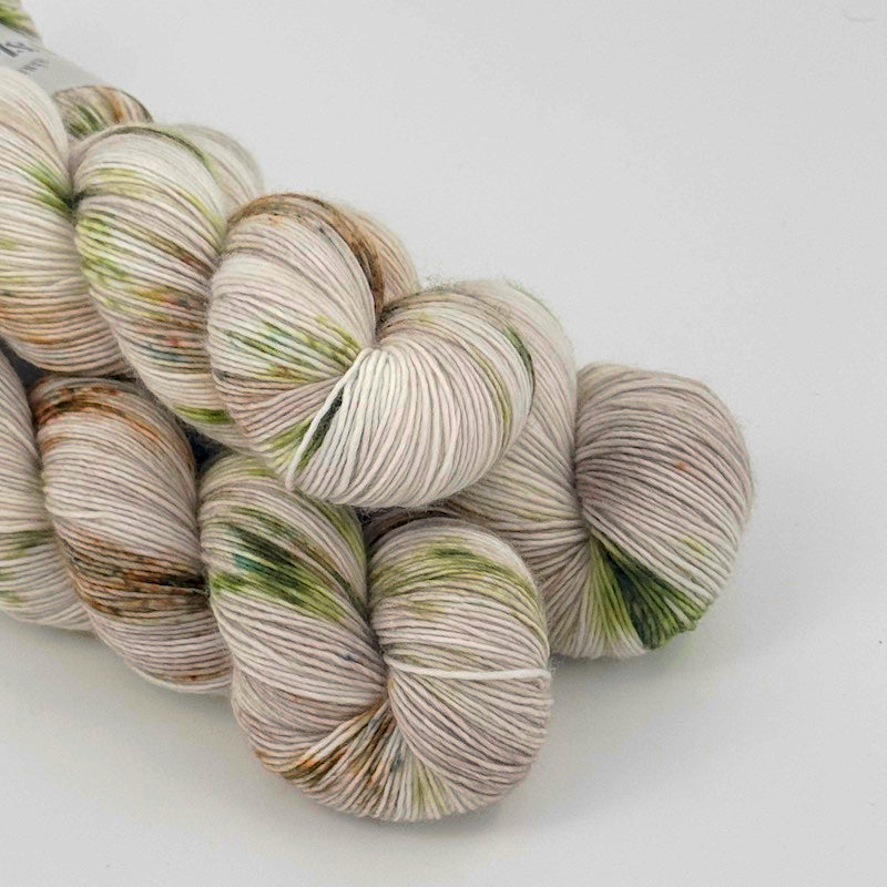 Sysleriget Singles | Matcha Swirl