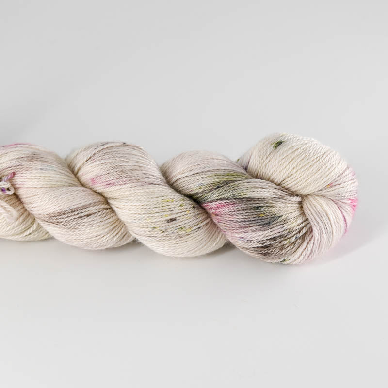 Sysleriget Deluxe Fingering | Spring Vibes